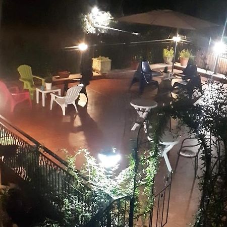 Готель Le Streghe Di Roma Екстер'єр фото